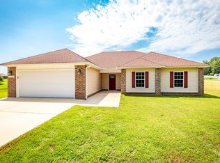 10126 Mars Hill Rd, Bauxite, AR 72011