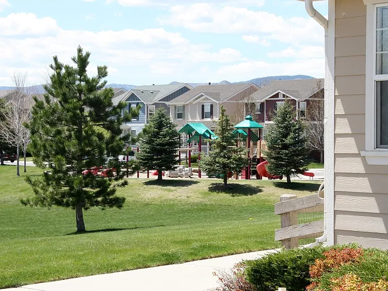 4393 S Holland Way — Photo 3