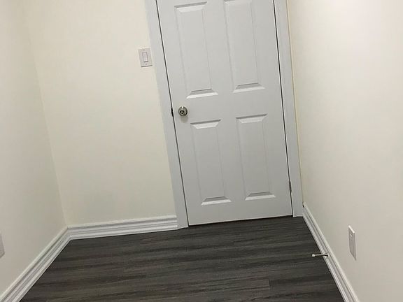 3rd image of 203 Sophia Rd #Basement