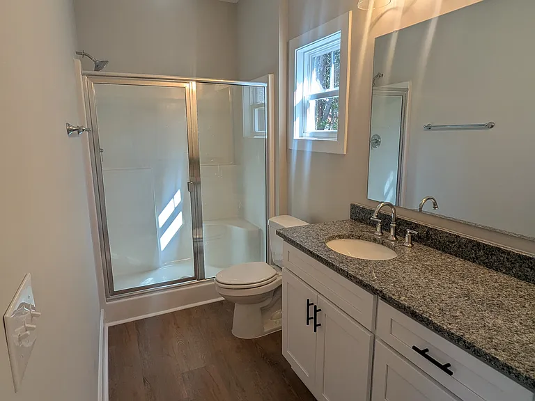 205 White Ave — Photo 13