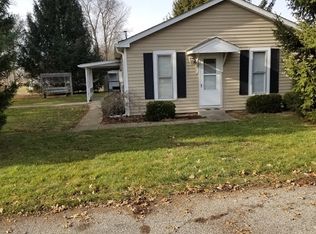 305 S Jackson St, Sweetser, IN 46987