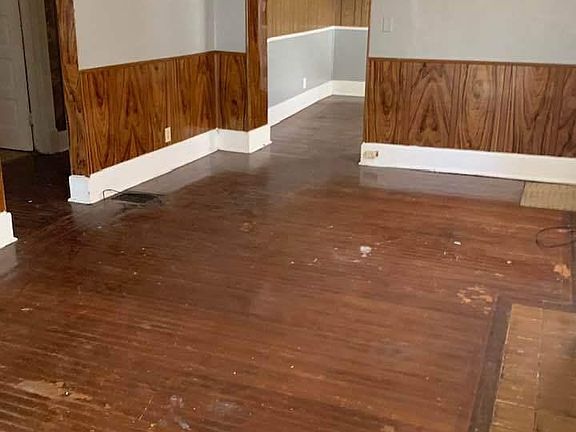 3rd image of 256 S 39th St