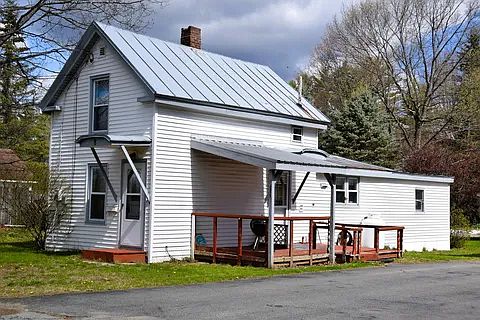 1st image of 8 Fern St