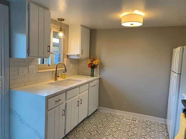 13065 W 20th Ave — Photo 4