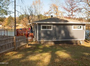 249 Lake Shore Dr, Potts Camp, MS 38659
