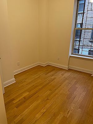 5th image of 417 W 120th St #1B