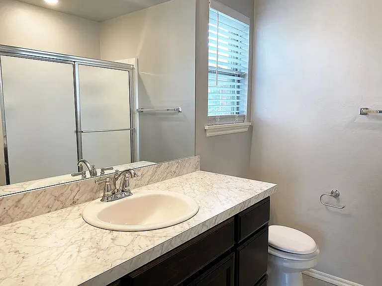 15521 Rosedown Dr — Photo 10