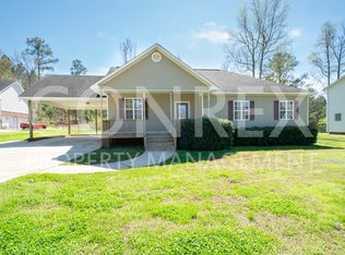 1018 Deans Ferry Rd, Hayden, AL 35079