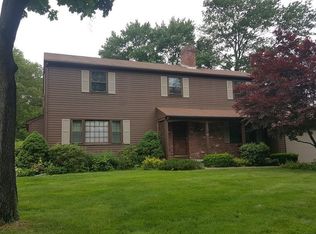 68 Chestnut Hill Rd, South Hadley, MA 01075