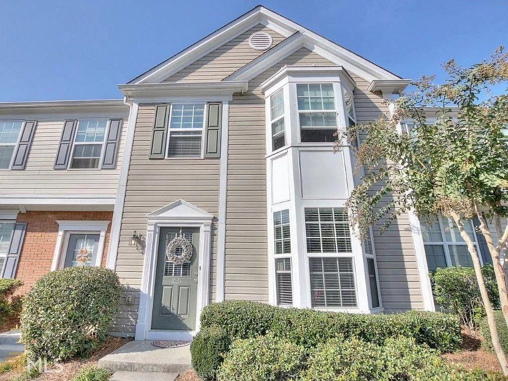 3 bed, 2.5 bath, 1500 sqft, $2,150 — Photo 1