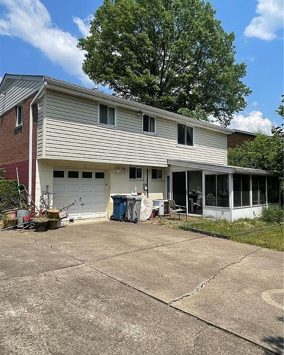 2nd image of 713 Moonstone Dr