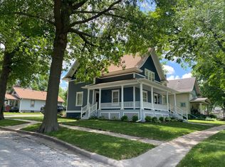 411 N 3rd St, Hiawatha, KS 66434
