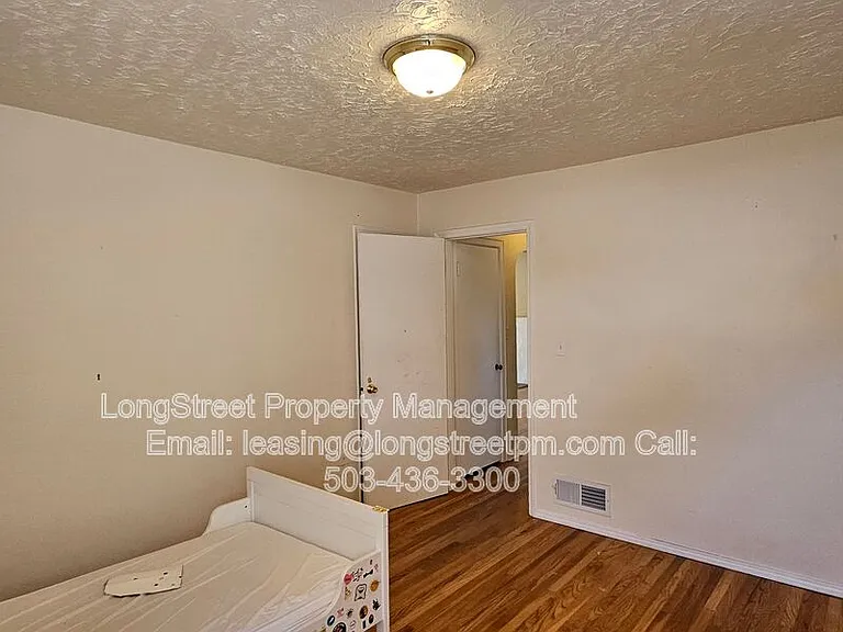 7036 N Concord Ave — Photo 26