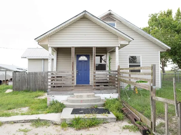 32 Kansas Ave, Babson Park, FL 33827