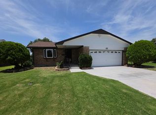 1612 NW 50th St, Lawton, OK 73505