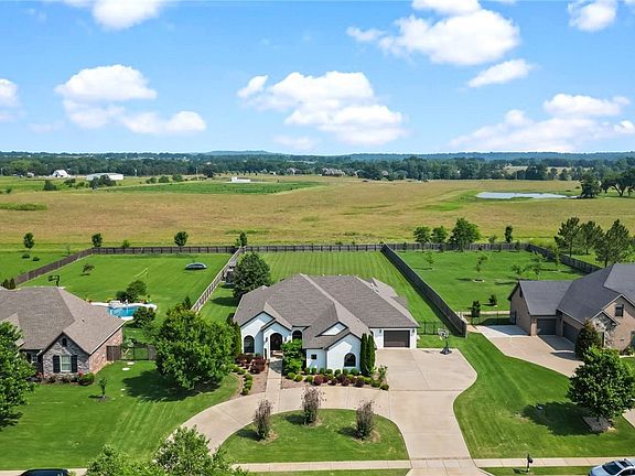 2nd image of 2460 Brookwater Ln