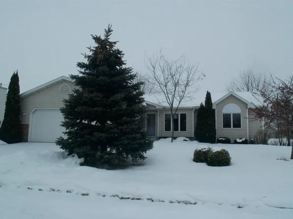 413 Meadow View Ln, Deforest, WI 53532