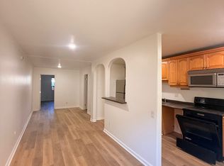 2126 Castillo St APT 5, Santa Barbara, CA 93105
