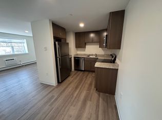 1731 Washington St, Braintree, MA 02184