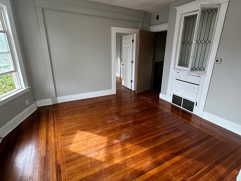 529 Dixwell Ave #1 — Photo 31