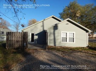 2821 SE Colorado Ave, Topeka, KS 66605