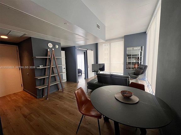 3rd image of 151 SE 1st St APT 810