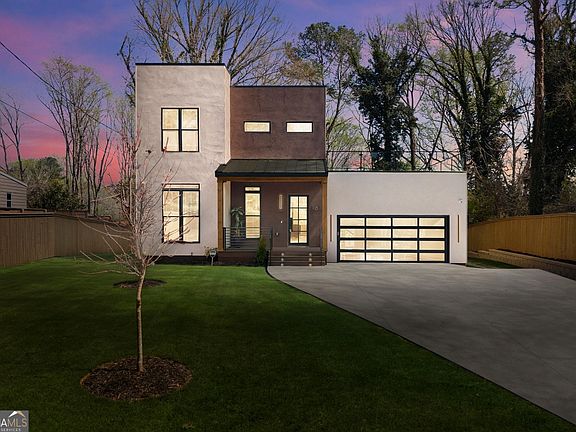 3rd image of 1613 Cecilia Dr SE