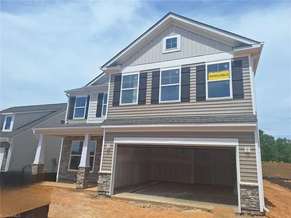 2004 Abbotts Vista Dr, Kernersville, NC 27284