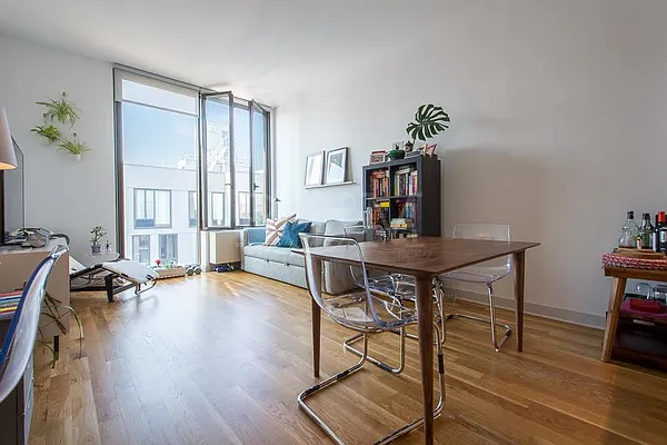 Rented by Brick&Mortar | media 23