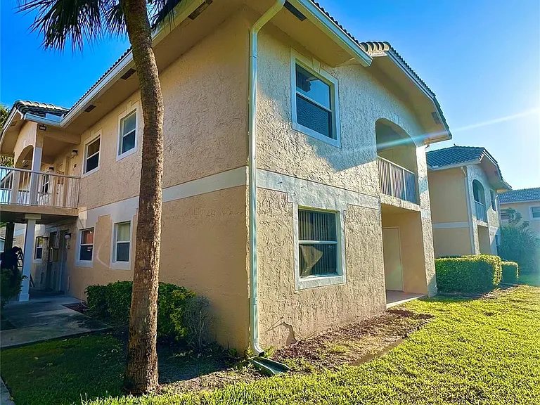 12165 Royal Palm Blvd #3C — Photo 1