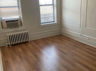 30-40 32nd St #16, Astoria, NY 11102