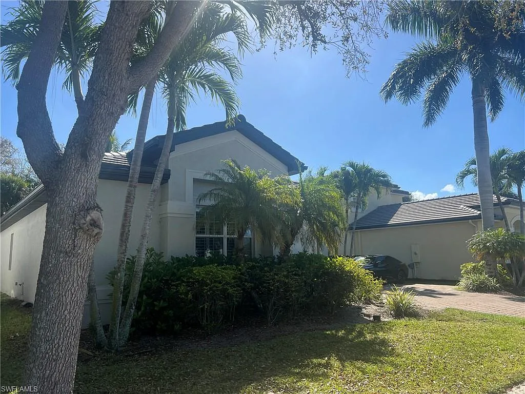4 bed, 3.0 bath, 2602 sqft, $7,500 — Photo 2