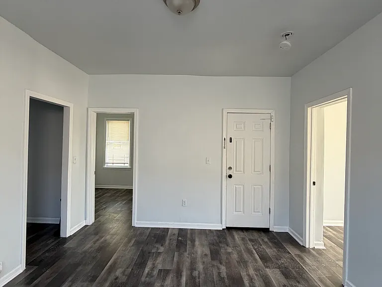 59 N 15th St #3 — Photo 12