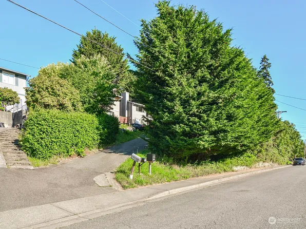 3915 Grand Avenue, Everett, WA 98201