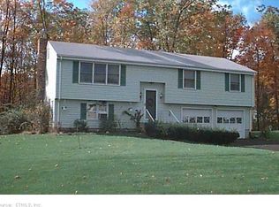 59 Southwood Dr, Windsor, CT 06095