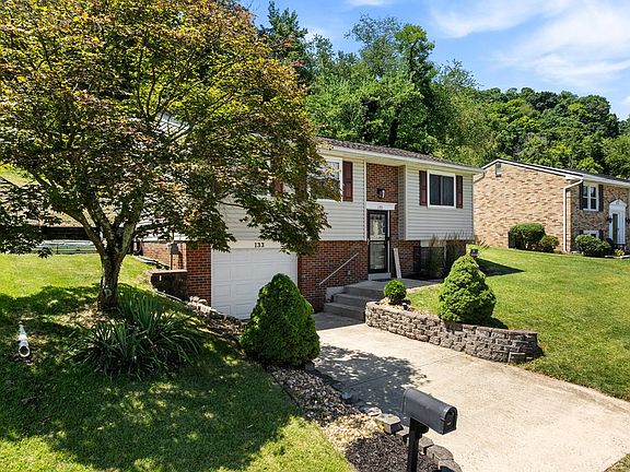 3rd image of 133 Gaewood Avenue