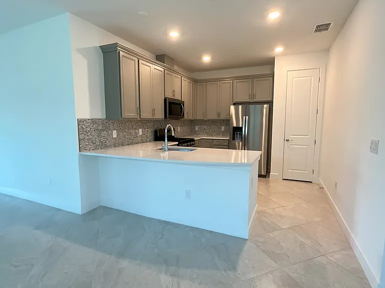 10504 Spring Tide Way — Photo 30