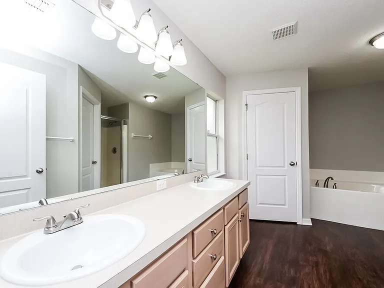 3623 Doe Run Dr — Photo 10