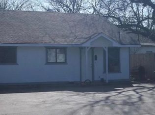 105 E Tyler St, Ennis, TX 75119