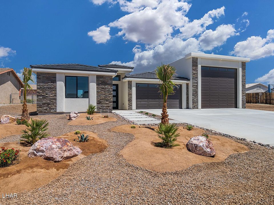 1st image of 3789 Squaw Dr