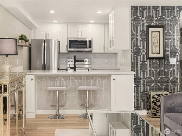 2152 N 112th Street #108, Seattle, WA 98133