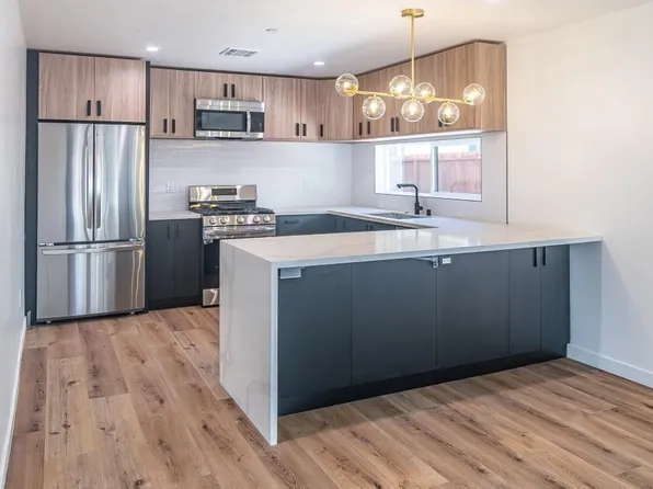 11522 Killion St #2, North Hollywood, CA 91601