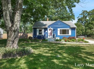 125 Cambridge Ave, Holland, MI 49423