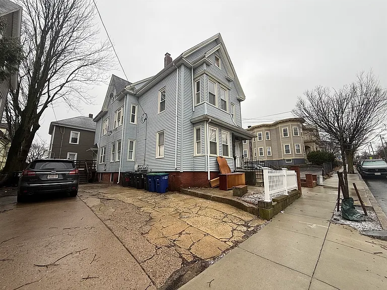 98 Summer St #2 — Photo 3