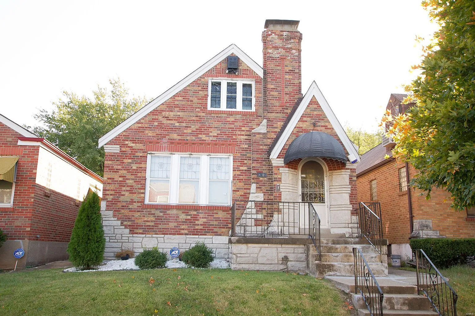 4606 Penrose St photo 1