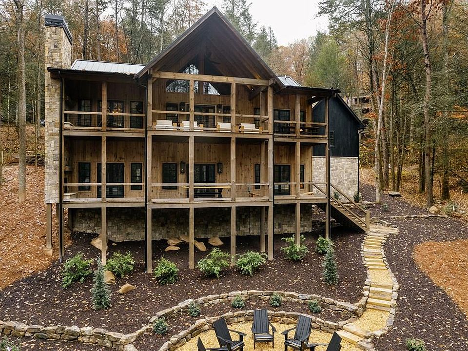 1st image of 340 Hemlock Trl