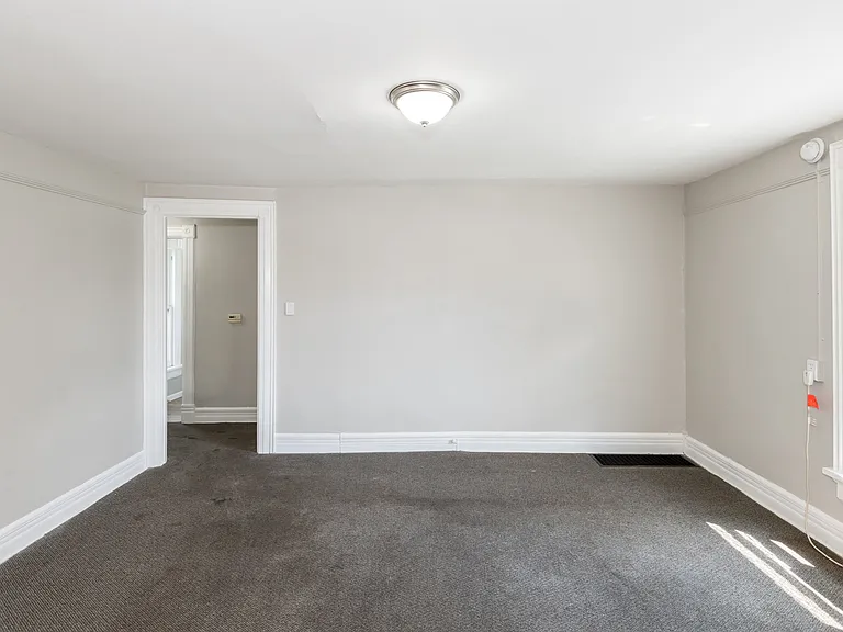115 E Foraker St #3 — Photo 14
