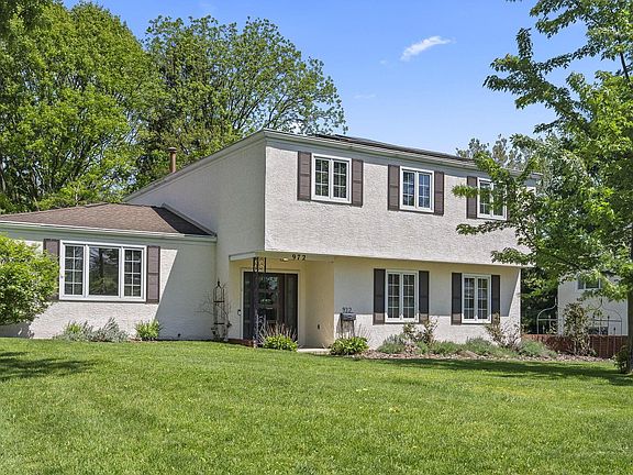 2nd image of 972 Thomas Ln