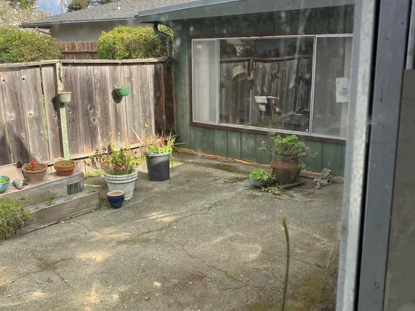 511 Cedar St, Aptos, CA 95003