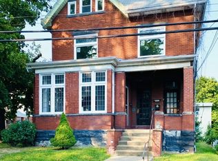 442 Forest Ave, Pittsburgh, PA